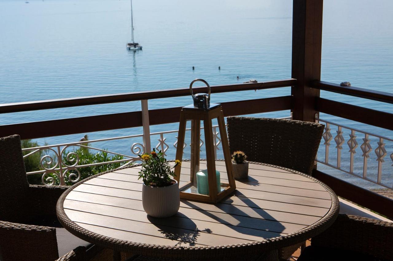 Arokaria Beach House Nikiana Exterior foto