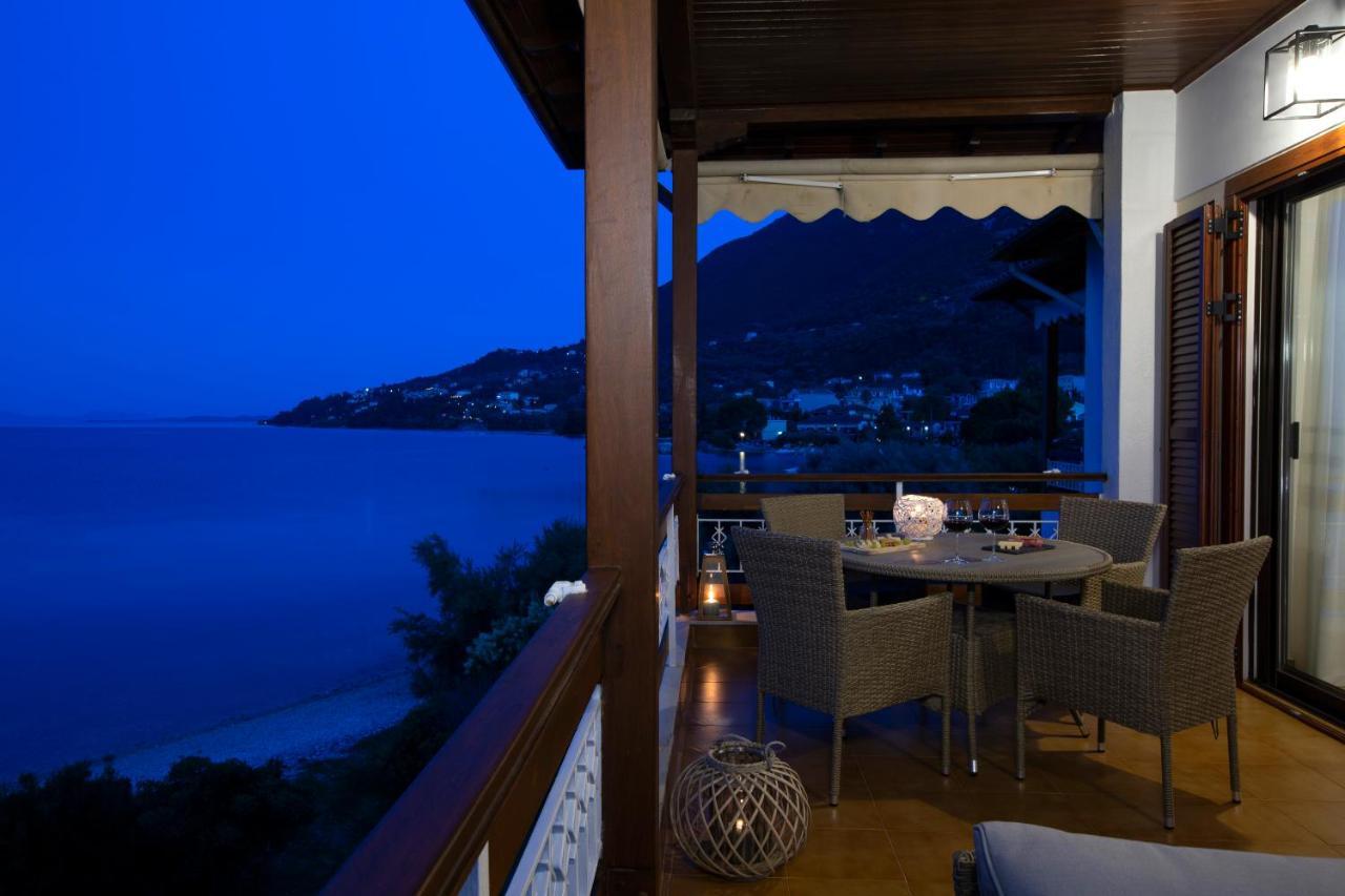 Arokaria Beach House Nikiana Exterior foto